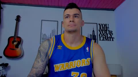 Snapshot of sean_carrera69 chatting on January 3, 11:25 am Sean Carrera online show from January 3, 11:25 am