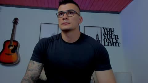 Snapshot of sean_carrera69 chatting on January 15, 8:48 pm Sean Carrera online show from January 15, 8:48 pm