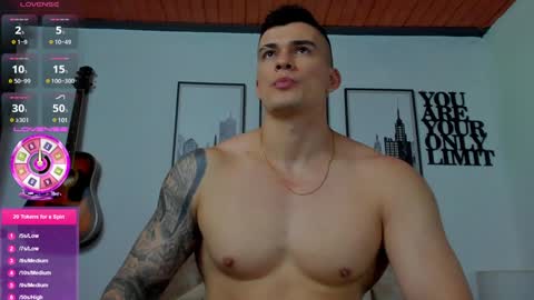 Snapshot of sean_carrera69 chatting on January 23, 8:02 pm Sean Carrera online show from January 23, 8:02 pm