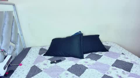 Sean-pierre online show from November 5, 2:33 am