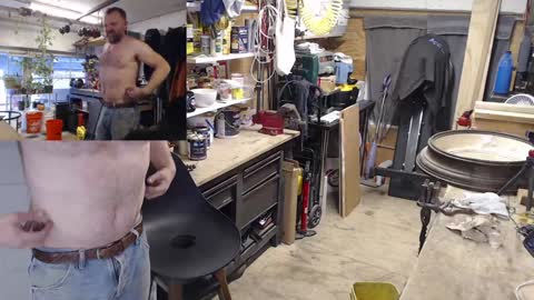 Snapshot of seattlemanwhore chatting on December 4, 7:12 pm Seattlemanwhore online show from December 4, 7:12 pm