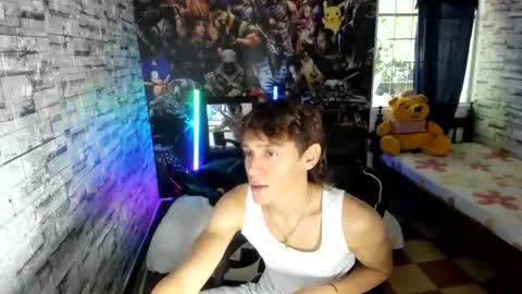 Snapshot of sebas_jusa chatting on July 5, 12:45 pm sebas jusa online show from July 5, 12:45 pm