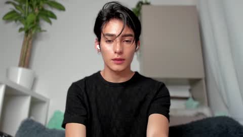 Snapshot of sebas_rosse chatting on January 11, 1:16 am sebastian online show from January 11, 1:16 am