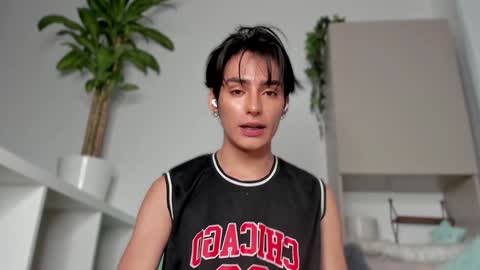 Snapshot of sebas_rosse chatting on January 28, 8:36 am sebastian online show from January 28, 8:36 am