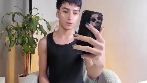 sebastian online show from December 16, 2:11 pm