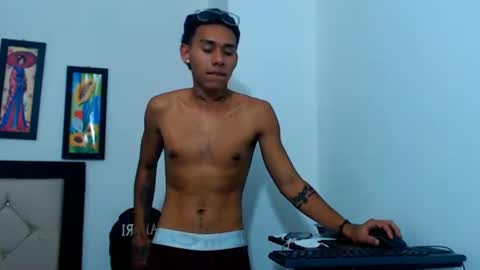 sebasbight online show from September 15, 9:04 pm