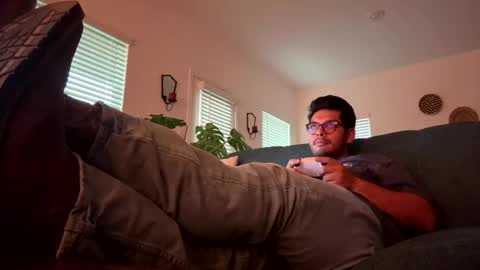 sebasbilbao7 online show from April 17, 12:57 am