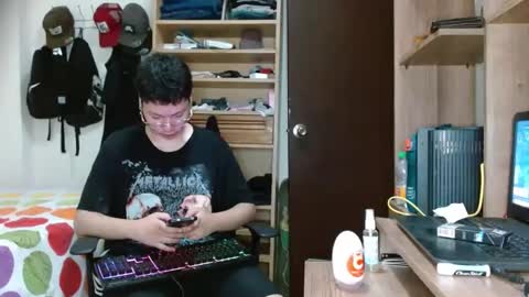 Sebas online show from February 25, 7:14 pm