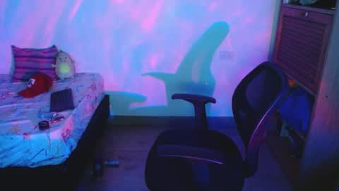 Sebas online show from April 4, 9:40 am