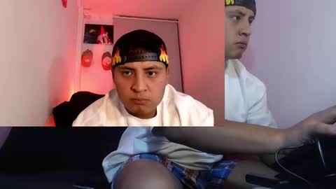 Snapshot of sebastian_col chatting on February 18, 1:21 am Sebastian Col online show from February 18, 1:21 am