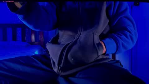 Snapshot of sebastian_foxter chatting on February 24, 2:26 pm Sebastian online show from February 24, 2:26 pm