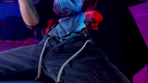 Snapshot of sebastian_foxter chatting on March 3, 7:06 pm Sebastian online show from March 3, 7:06 pm