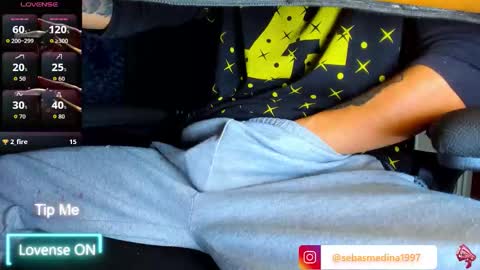 Snapshot of sebastian_foxter chatting on February 26, 11:26 pm Sebastian online show from February 26, 11:26 pm