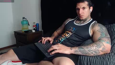 Sebastian online show from February 19, 6:48 pm