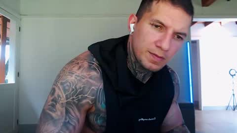 Sebastian online show from May 14, 6:47 pm