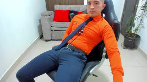 juan  sebastian online show from January 27, 6:20 pm