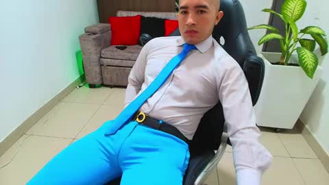 juan  sebastian online show from March 12, 3:07 pm