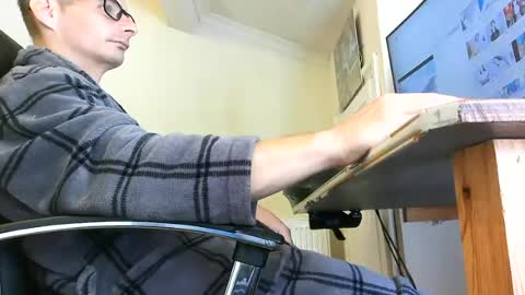 Snapshot of sebastianspalding450 chatting on June 22, 8:44 am sebastianspalding450 online show from June 22, 8:44 am
