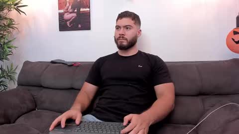 Instagram jeanpaulfit  online show from October 18, 8:20 pm