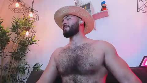 Snapshot of sebastianvilla__ chatting on June 14, 8:00 pm Instagram jeanpaulfit online show from June 14, 8:00 pm