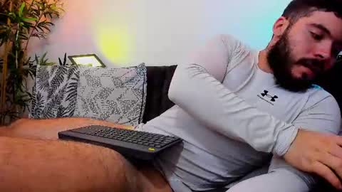 Snapshot of sebastianvilla__ chatting on June 30, 9:38 pm Instagram jeanpaulfit online show from June 30, 9:38 pm