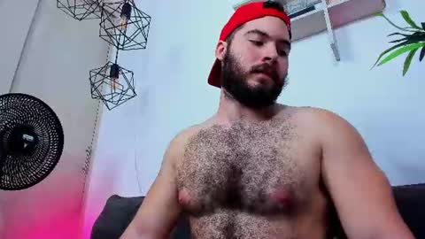 Snapshot of sebastianvilla__ chatting on July 12, 11:07 pm Instagram jeanpaulfit online show from July 12, 11:07 pm
