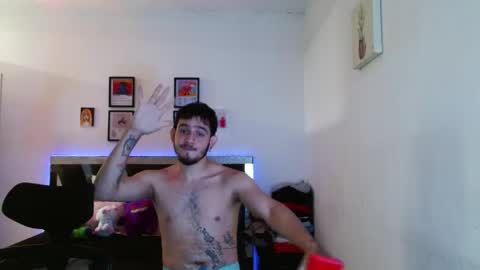Snapshot of sebasxxl12 chatting on April 29, 11:55 pm Sebas online show from April 29, 11:55 pm