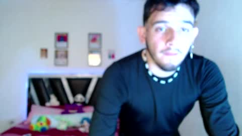Snapshot of sebasxxl12 chatting on June 6, 12:27 am Sebas online show from June 6, 12:27 am