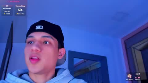 Sebastian online show from April 15, 8:09 pm