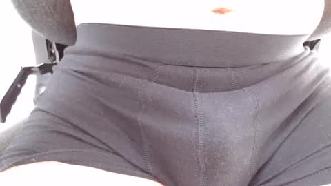 Snapshot of sebic153175 chatting on May 24, 12:32 pm Adisnice online show from May 24, 12:32 pm