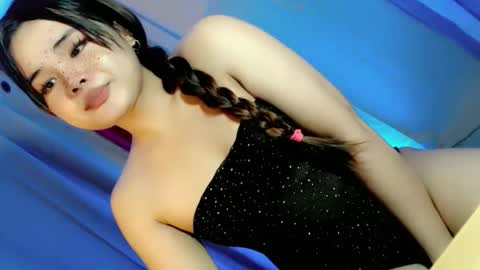 Snapshot of secret_affair18 chatting on March 4, 11:49 am kwen online show from March 4, 11:49 am