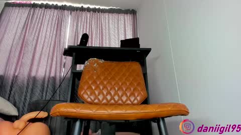 Snapshot of secret_daniell1 chatting on January 25, 5:08 pm Daniela online show from January 25, 5:08 pm