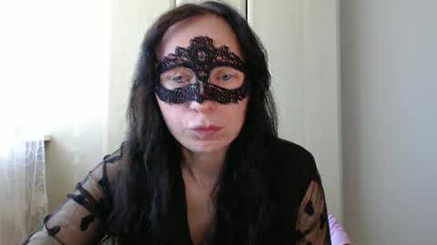 Elly online show from April 23, 8:57 am