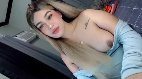 Chloe online show from March 9, 5:11 am