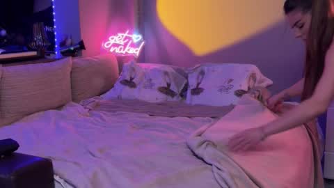 Secret Lovers online show from April 16, 6:41 pm