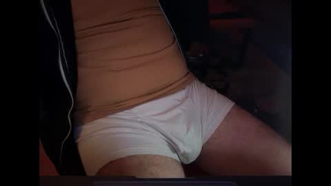 Snapshot of secret_neighbor_ chatting on October 5, 3:05 am secret_neighbor_ online show from October 5, 3:05 am