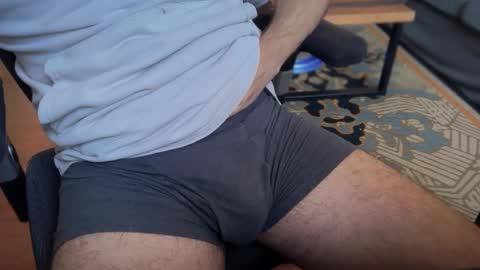 Snapshot of secret_neighbor_ chatting on October 9, 3:43 pm secret_neighbor_ online show from October 9, 3:43 pm