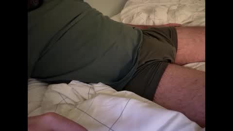 Snapshot of secret_neighbor_ chatting on October 18, 12:35 am secret_neighbor_ online show from October 18, 12:35 am