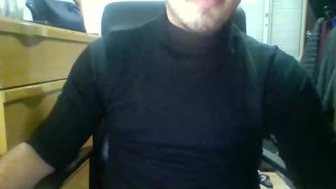 secretcutie200 online show from November 5, 6:30 pm