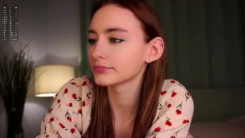 Snapshot of secrethustle chatting on January 12, 11:26 am Lily online show from January 12, 11:26 am