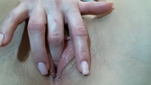 Snapshot of secretlisa chatting on February 21, 9:32 pm SecretLisa online show from February 21, 9:32 pm