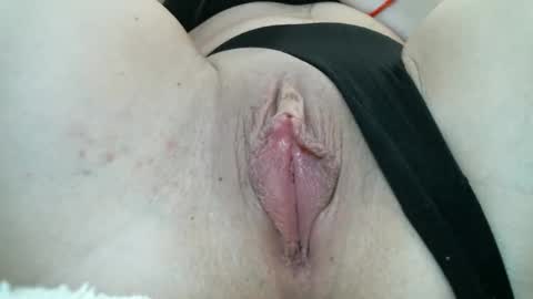 Snapshot of secretlisa chatting on March 5, 8:32 pm SecretLisa online show from March 5, 8:32 pm