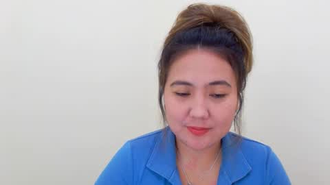 Snapshot of secretlover010101 chatting on January 4, 5:37 am MILAN online show from January 4, 5:37 am