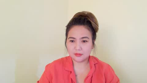 Snapshot of secretlover010101 chatting on January 6, 2:48 am MILAN online show from January 6, 2:48 am