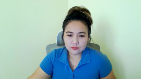 Snapshot of secretlover010101 chatting on January 16, 1:48 am MILAN online show from January 16, 1:48 am