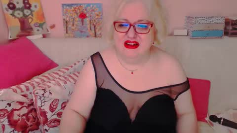 Alice online show from October 21, 6:41 pm