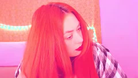 Snapshot of secrettbela4u chatting on May 25, 6:47 pm secrettbela4u online show from May 25, 6:47 pm