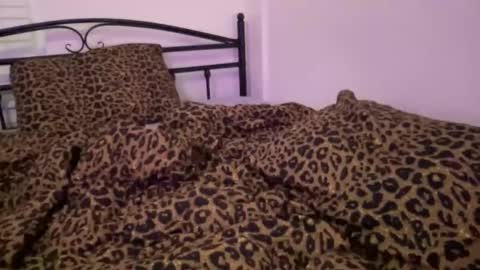 Aria online show from April 22, 6:16 am