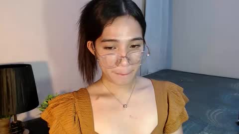 Snapshot of seductive_abia chatting on April 24, 11:01 am JUST CALL ME ABIA online show from April 24, 11:01 am