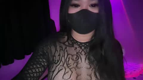 Snapshot of seductive_athenaxx chatting on December 15, 4:00 pm Athena online show from December 15, 4:00 pm